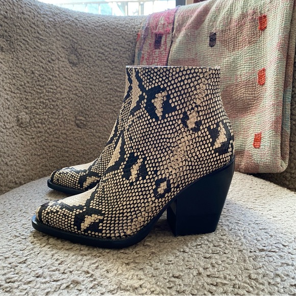 Chloe Rylee Leather Ankle Boots | Snakeskin Python Print Booties | 36 - Picture 10 of 14